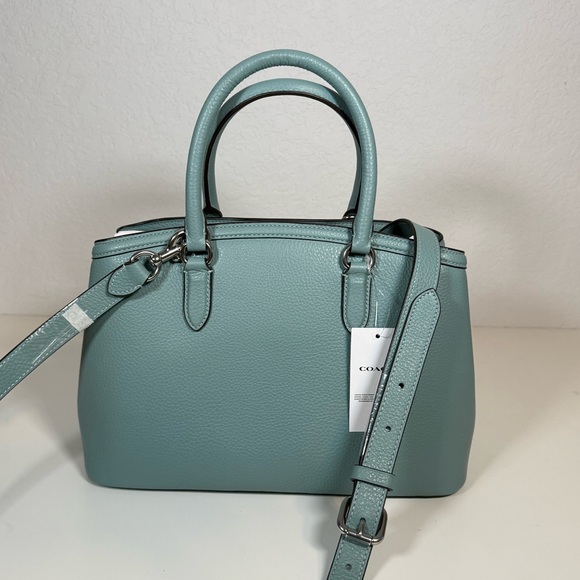 Coach Legacy Carryall 28 - Picture 2 of 6